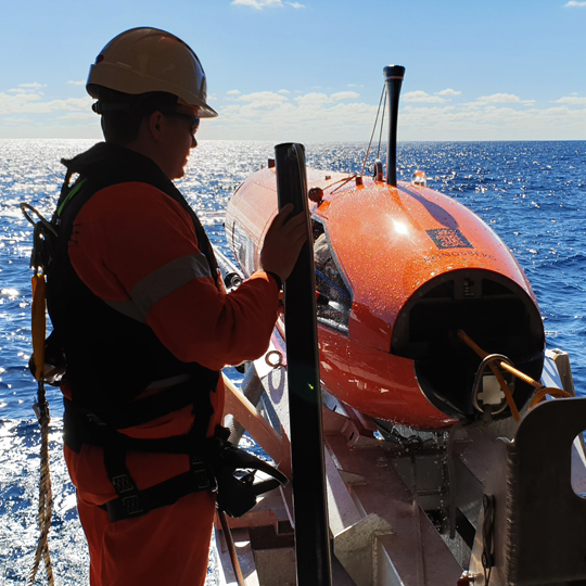 AUV Geophysical Pipeline Route Survey